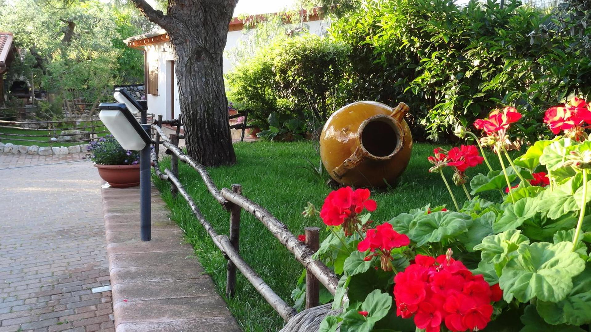 Bed And Breakfast La Casetta Монополи Экстерьер фото
